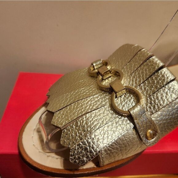 KATE SPADE NEW YORK Brie Kiltie Gold Leather Slide Sandals Sz.8.5 Ret$399 in Box - Picture 5 of 10